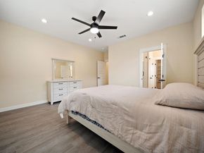 2524  Peabody Avenue , Dallas Texas 75215