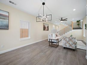 2524  Peabody Avenue , Dallas Texas 75215