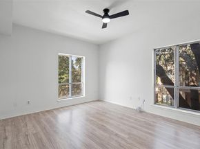 4320  Bellaire Drive S 236W, Fort Worth Texas 76109