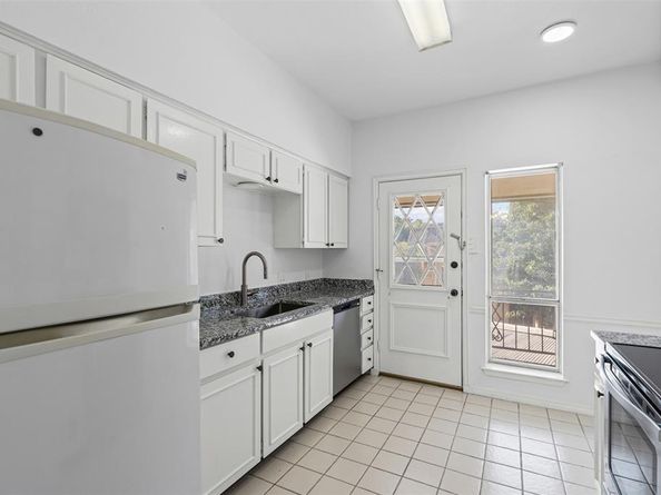 4320  Bellaire Drive S 236W, Fort Worth Texas 76109