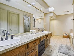 1632  Banbury Lane , Carrollton Texas 75006