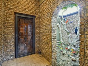 1632  Banbury Lane , Carrollton Texas 75006