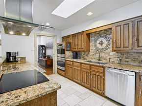 1632  Banbury Lane , Carrollton Texas 75006