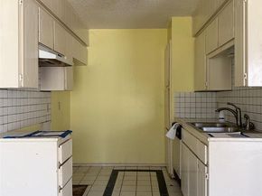 329  Walnut Avenue , Azle Texas 76020