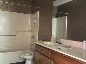 329  Walnut Avenue , Azle Texas 76020