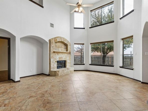 915  Fieldstone Drive , Cedar Hill Texas 75104