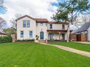 1126  Lausanne Avenue , Dallas Texas 75208