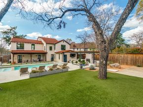 1126  Lausanne Avenue , Dallas Texas 75208