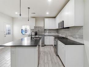 2603  Pine Street , Dallas Texas 75215