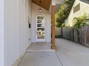 2603  Pine Street , Dallas Texas 75215