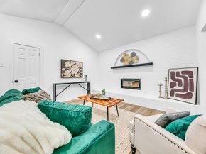 817  Savannah Way , Bedford Texas 76022