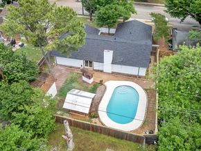 817  Savannah Way , Bedford Texas 76022