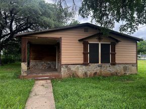 319  Ridgecrest Court , Azle Texas 76020