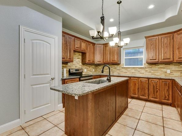 2505  Edd Road , Dallas Texas 75253