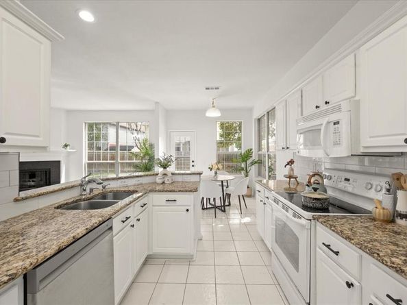 4805  Parkmount Drive , Fort Worth Texas 76137