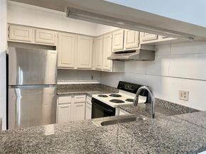 8545  Midpark Road  11, Dallas Texas 75240