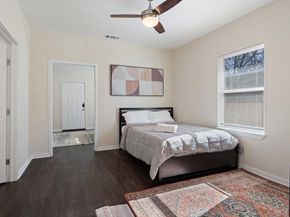 4216 E Side Avenue , Dallas Texas 75226