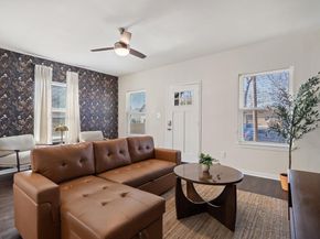 4216 E Side Avenue , Dallas Texas 75226