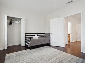 4216 E Side Avenue , Dallas Texas 75226