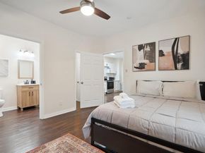 4216 E Side Avenue , Dallas Texas 75226