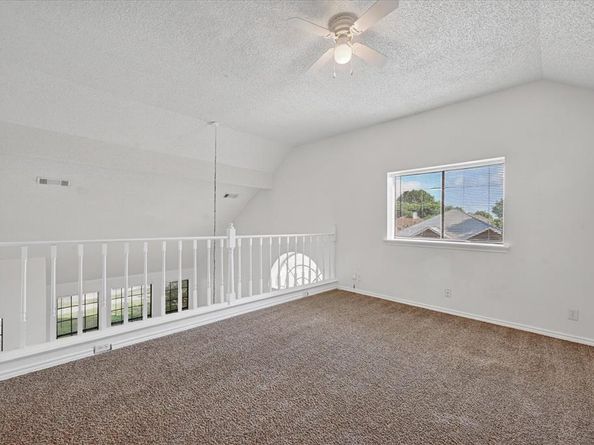 819  Tifton Court , Lancaster Texas 75146