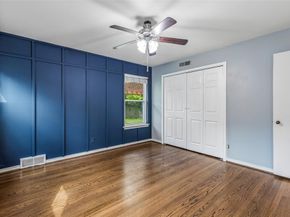 181  Easton Road , Dallas Texas 75218