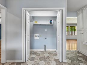 181  Easton Road , Dallas Texas 75218