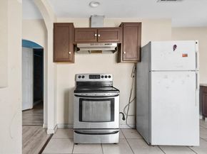 3708  Avenue M  , Fort Worth Texas 76105