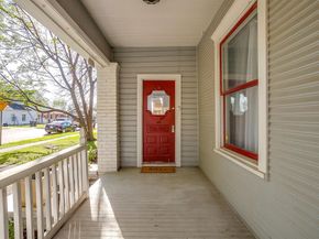 1014 W Arlington Avenue , Fort Worth Texas 76110