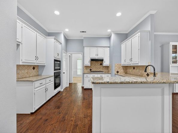 2704  Redfield Drive , Plano Texas 75025