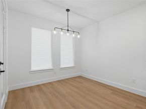 2800  Carter Street , Dallas Texas 75210