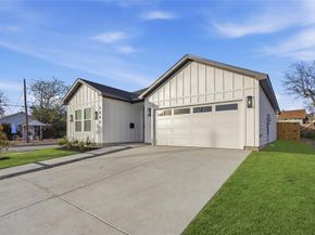 2800  Carter Street , Dallas Texas 75210