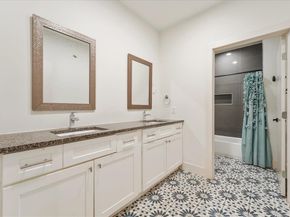2403  Dathe Street , Dallas Texas 75215