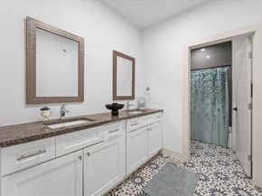 2403  Dathe Street , Dallas Texas 75215
