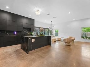 2403  Dathe Street , Dallas Texas 75215