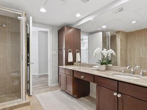 4122  Avondale Avenue  204, Dallas Texas 75219
