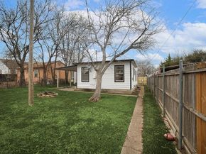 1244 E Morningside Drive , Fort Worth Texas 76104