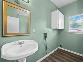 902 S Montclair  , Dallas Texas 75208