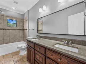 902 S Montclair  , Dallas Texas 75208