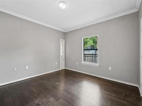 902 S Montclair  , Dallas Texas 75208