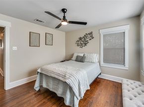 1113  Carlock Street , Fort Worth Texas 76110