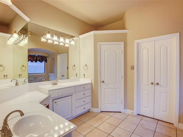 7909  Chapelwood Drive , North Richland Hills Texas 76182