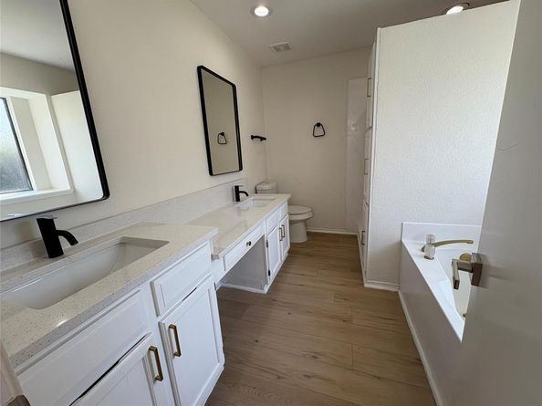 3511  Beech Street , Rowlett Texas 75089