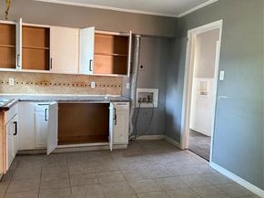 625  Midvale Drive , Dallas Texas 75232