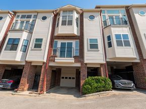 3235  Cole Avenue  55, Dallas Texas 75204