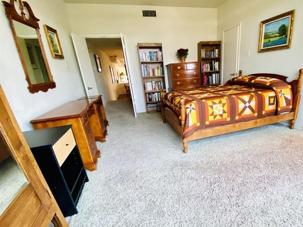 3235  Cole Avenue  55, Dallas Texas 75204