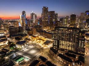 2111  Albany Street , Dallas Texas 75201