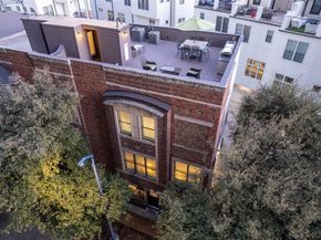 2111  Albany Street , Dallas Texas 75201