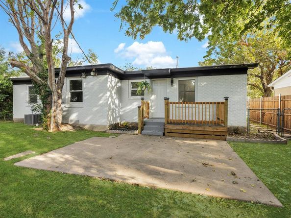 3315  Mayhew Drive , Dallas Texas 75228