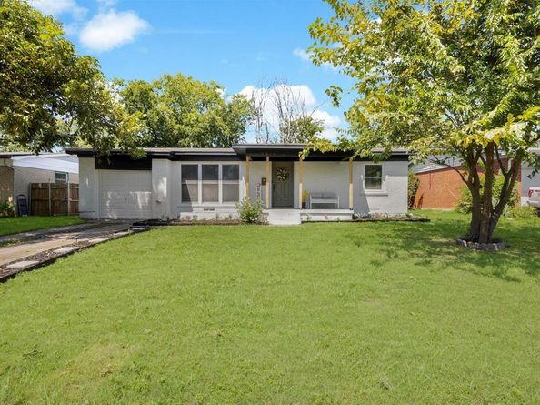 3315  Mayhew Drive , Dallas Texas 75228